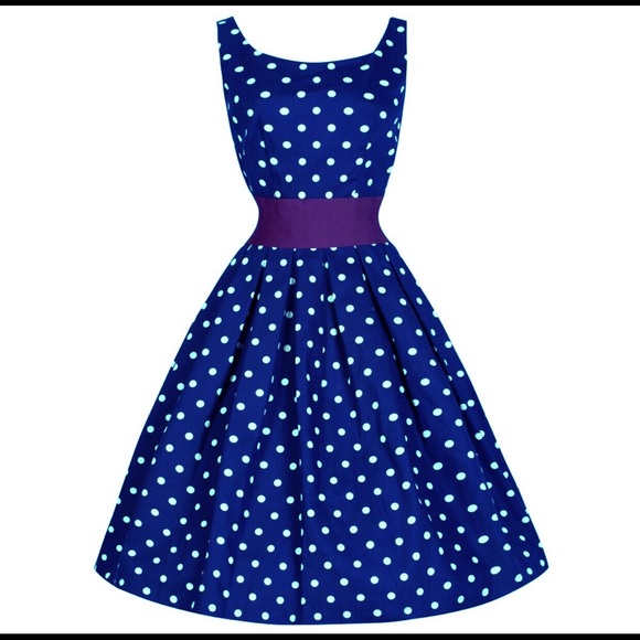 Dresses & Skirts - NWT Polka Dot Pocket Midi Dress